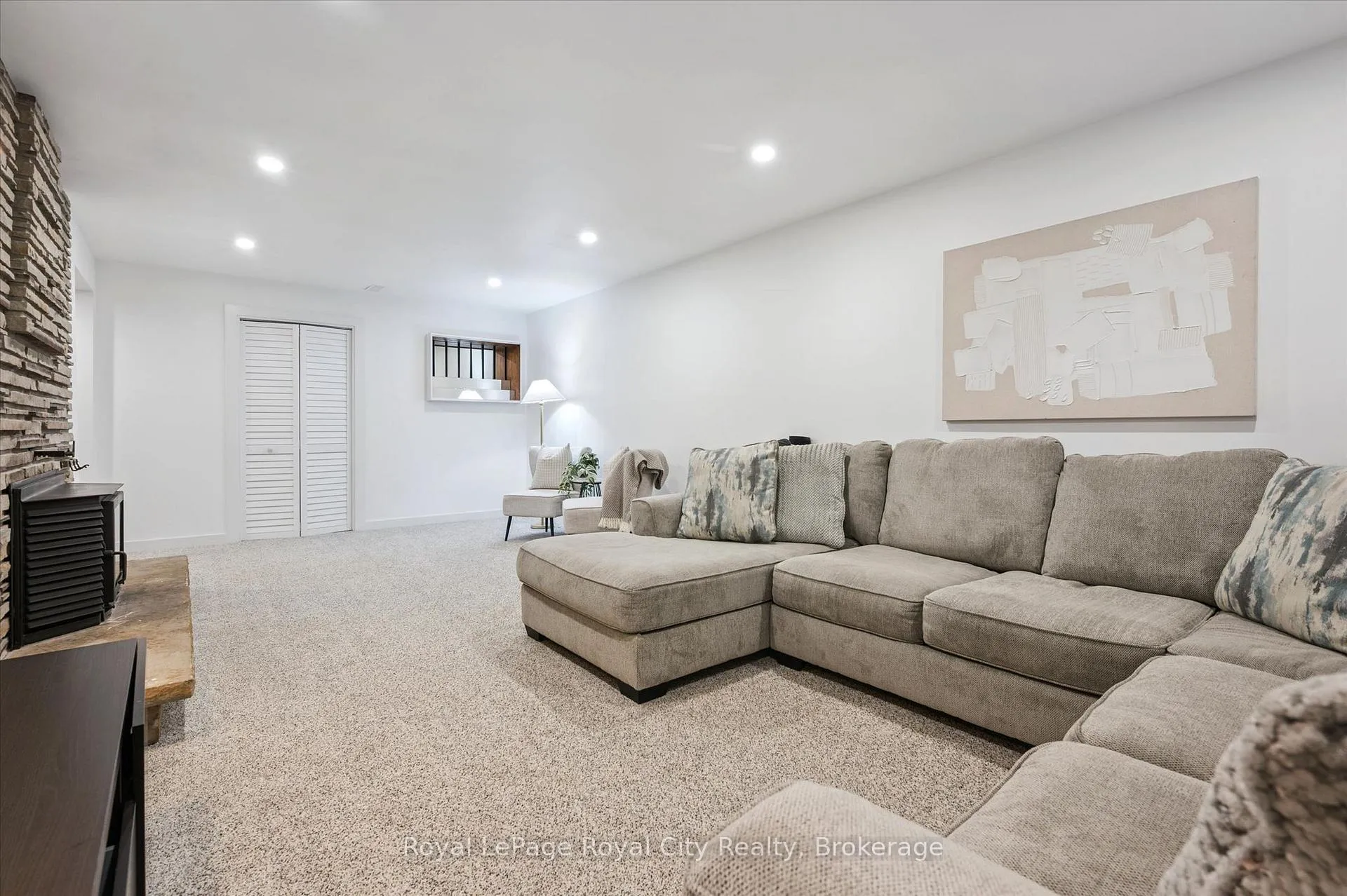 Photo 34 of 535 Sprucehill Avenue, Waterloo, Lakeshore Village — HOMEH