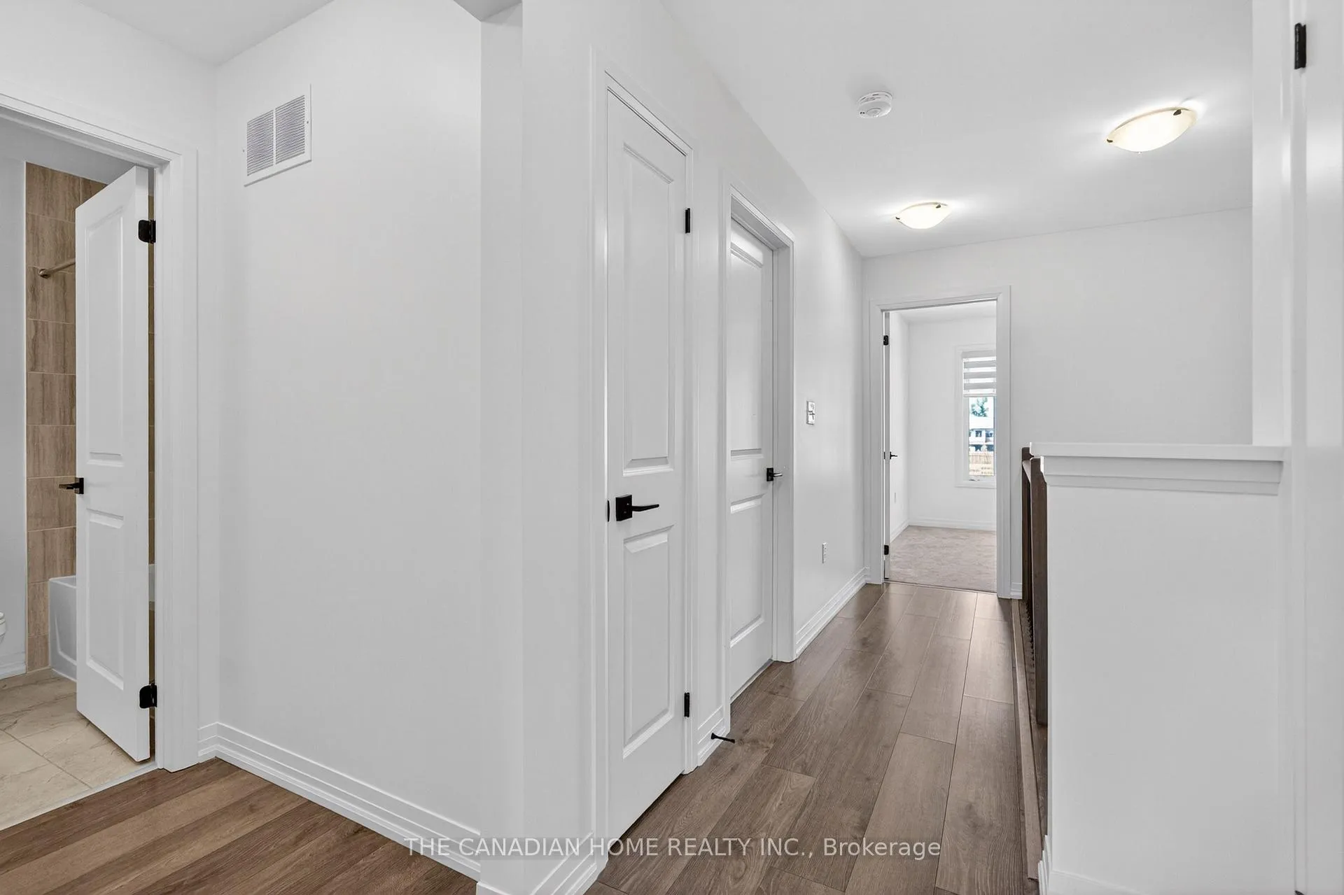 Photo 43 of 131 Gateland Drive, Barrie, Painswick South — HOMEH