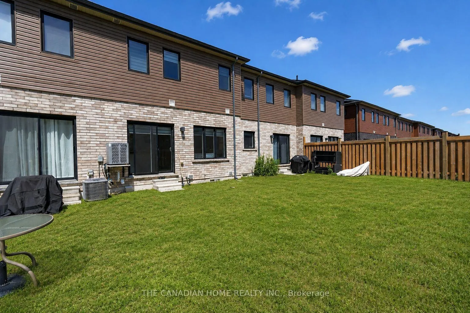 Photo 47 of 131 Gateland Drive, Barrie, Painswick South — HOMEH