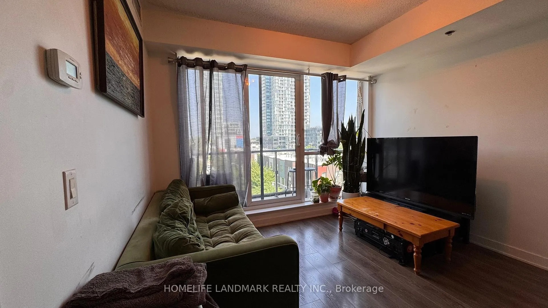 Photo 7 of Unit 504, 170 Sumach Street, Toronto, Regent Park — HOMEH