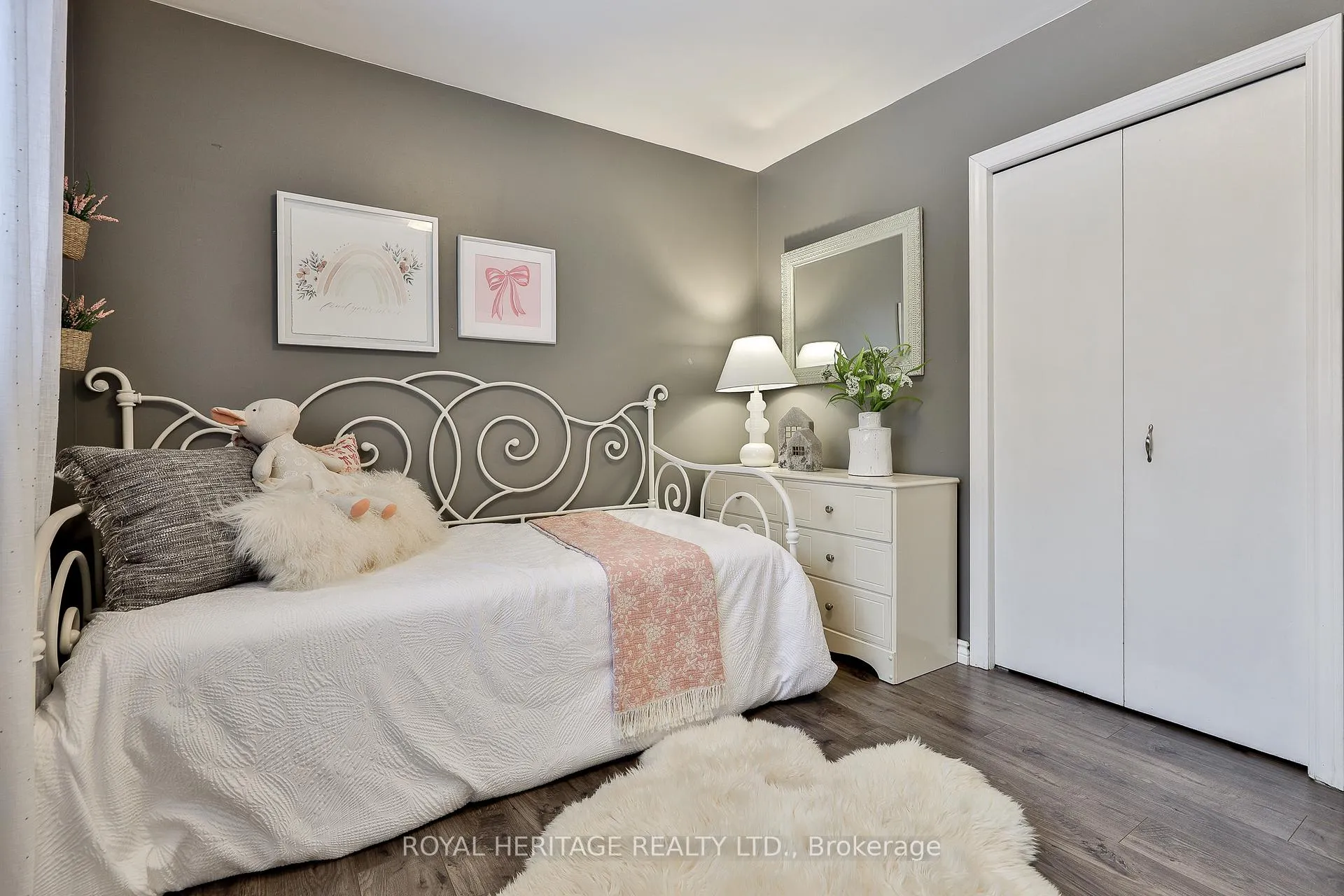 Photo 26 of 906 Dunlop Street E, Whitby, Downtown Whitby — HOMEH