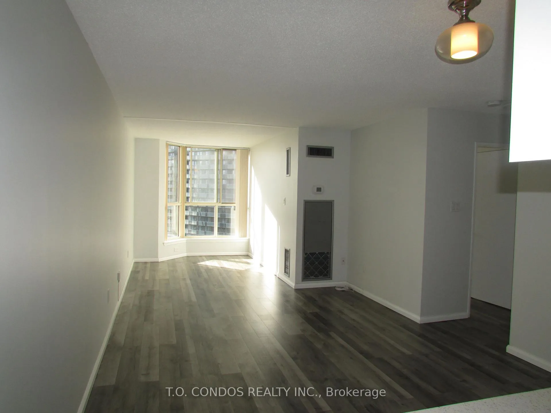 Photo 6 of Unit 1417, 44 St Joseph Street, Toronto, Bay Street Corridor — HOMEH