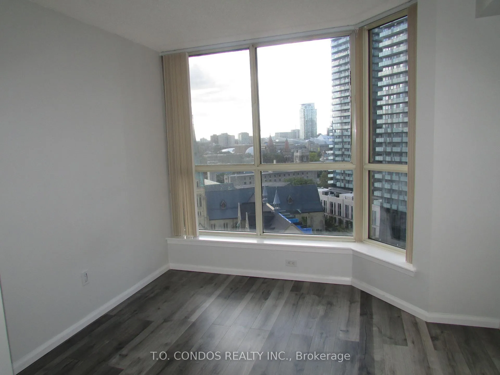 Photo 11 of Unit 1417, 44 St Joseph Street, Toronto, Bay Street Corridor — HOMEH