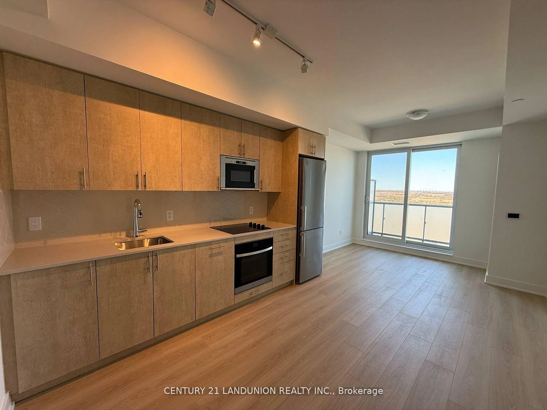 Photo 15 of Unit PH19, 2545 Simcoe Street N, Oshawa, Windfields — HOMEH