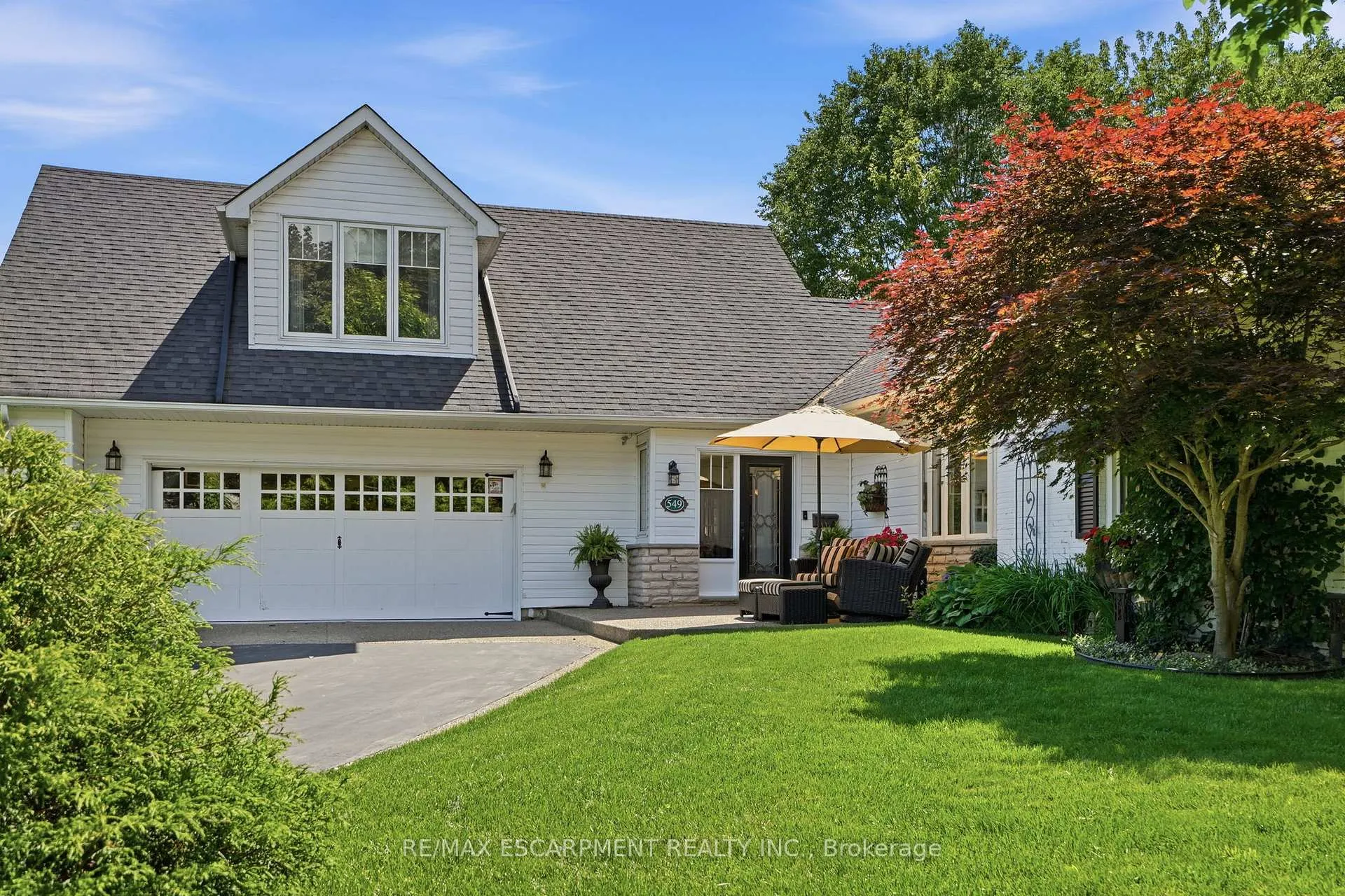 Photo 4 of 549 Ann Avenue, Burlington, LaSalle — HOMEH