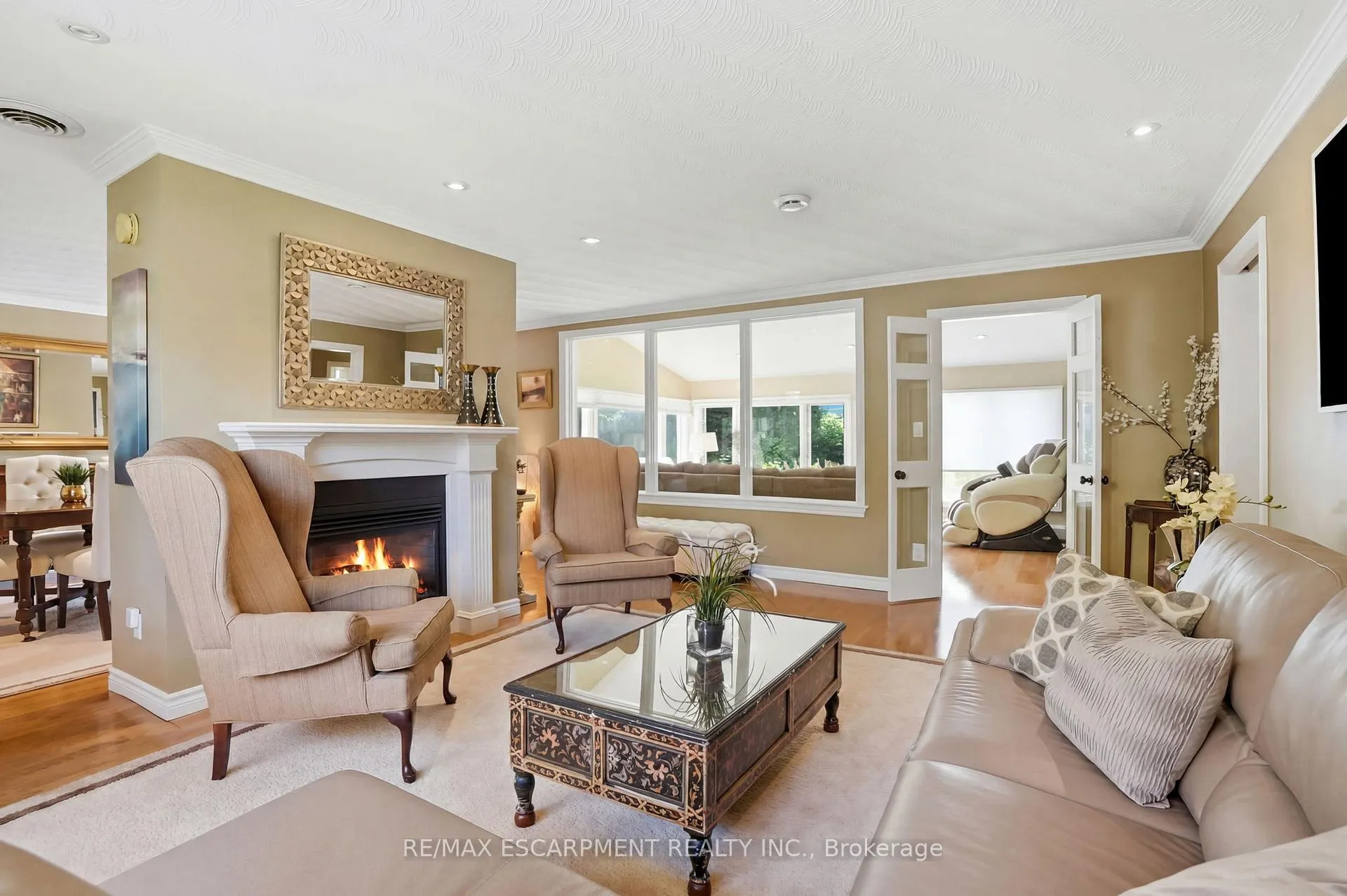 Photo 11 of 549 Ann Avenue, Burlington, LaSalle — HOMEH