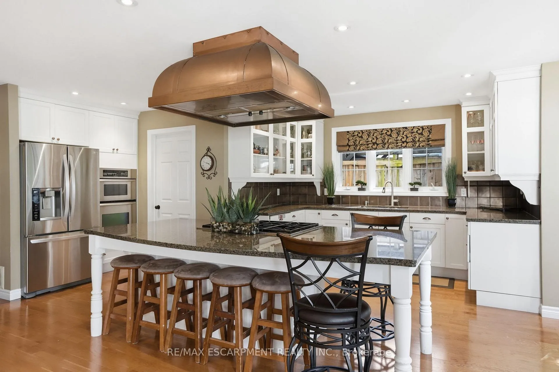 Photo 15 of 549 Ann Avenue, Burlington, LaSalle — HOMEH