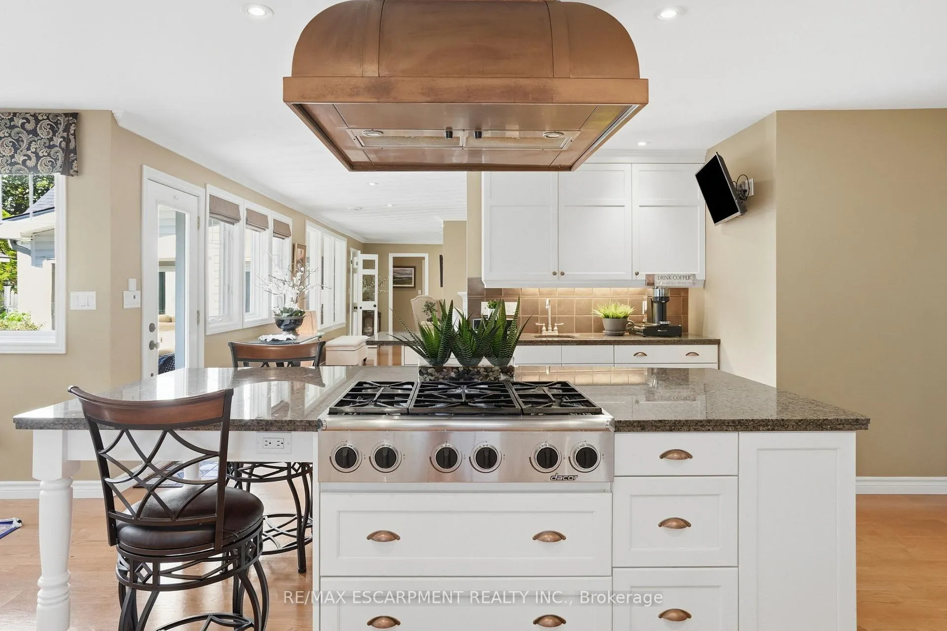Photo 17 of 549 Ann Avenue, Burlington, LaSalle — HOMEH