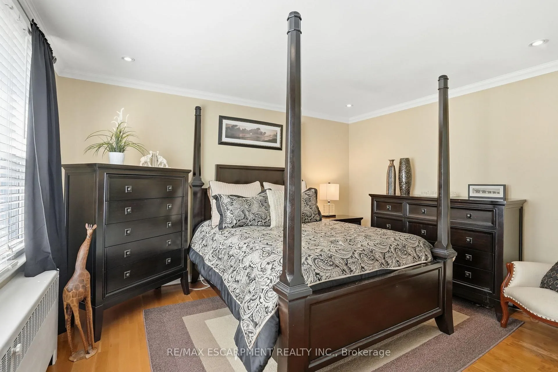 Photo 25 of 549 Ann Avenue, Burlington, LaSalle — HOMEH