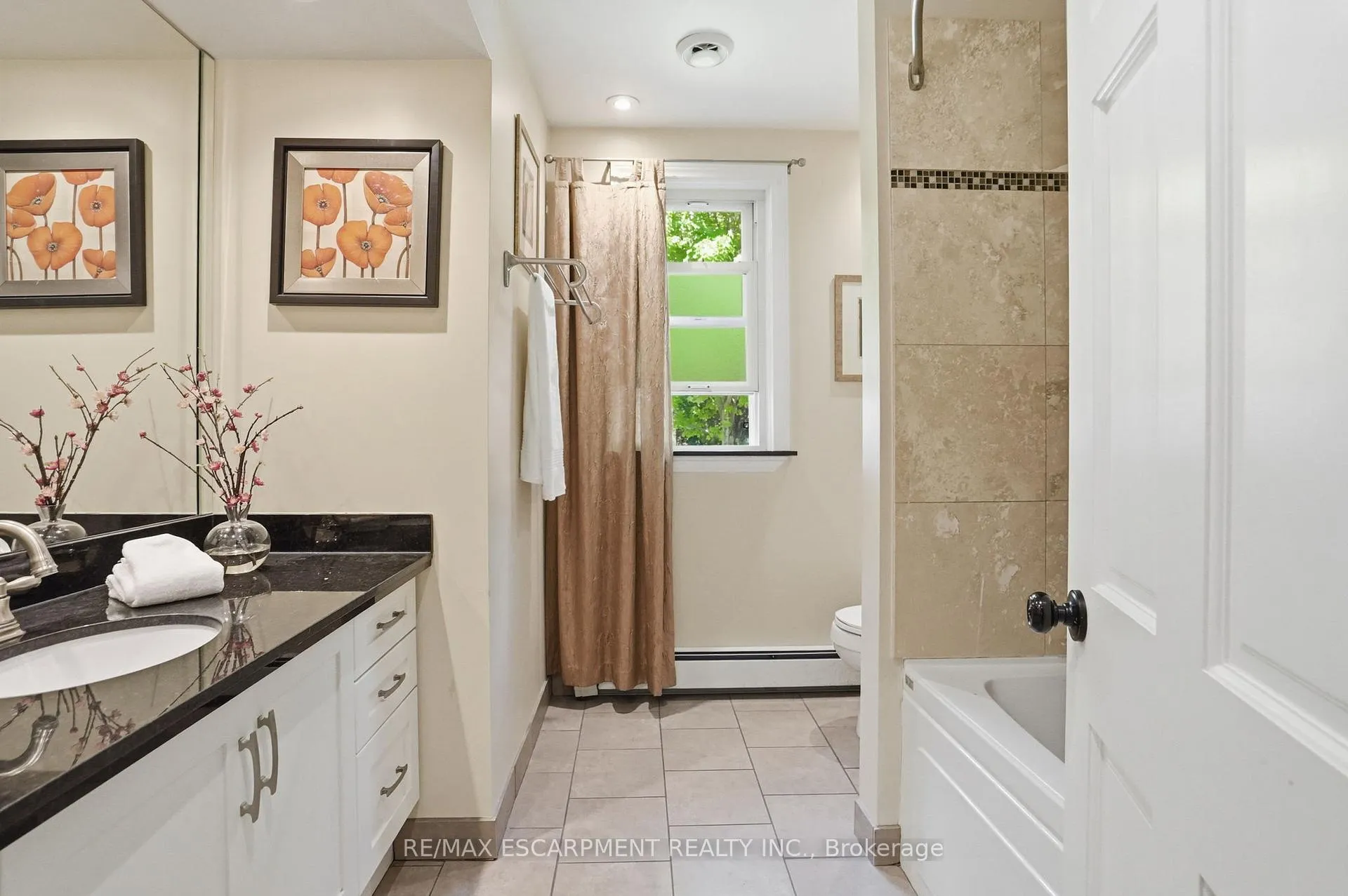 Photo 30 of 549 Ann Avenue, Burlington, LaSalle — HOMEH