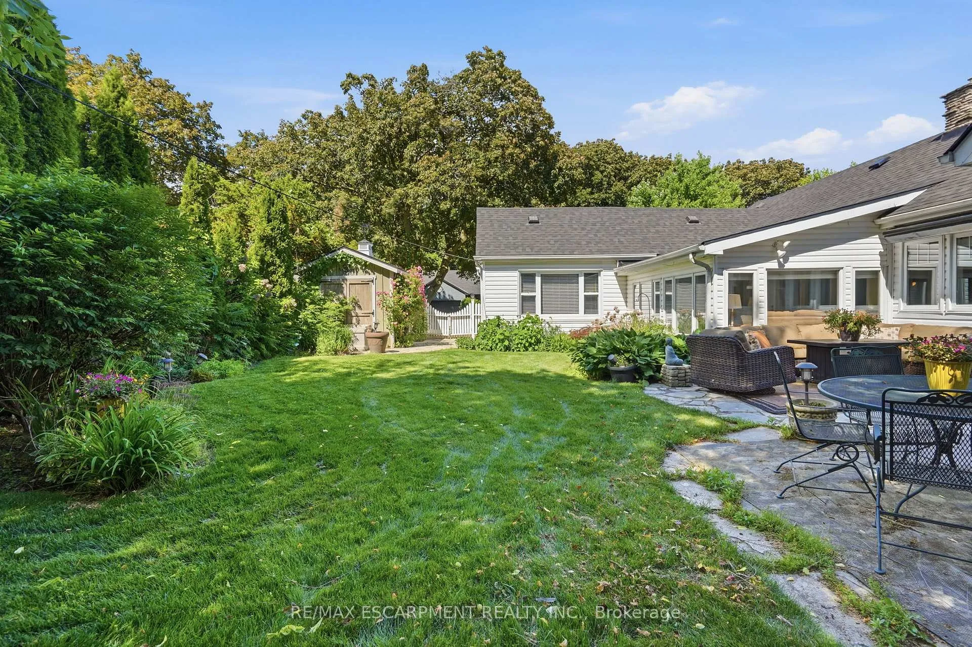 Photo 39 of 549 Ann Avenue, Burlington, LaSalle — HOMEH