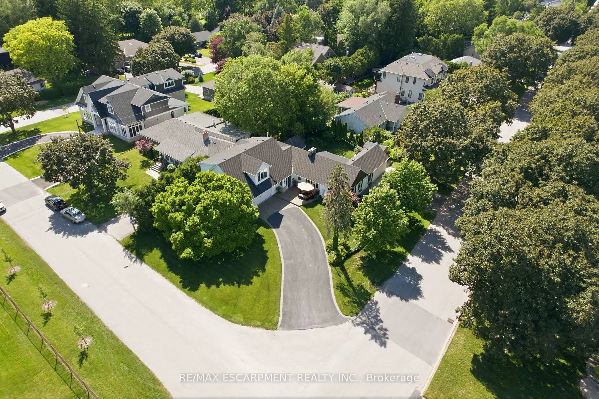 Photo 42 of 549 Ann Avenue, Burlington, LaSalle — HOMEH