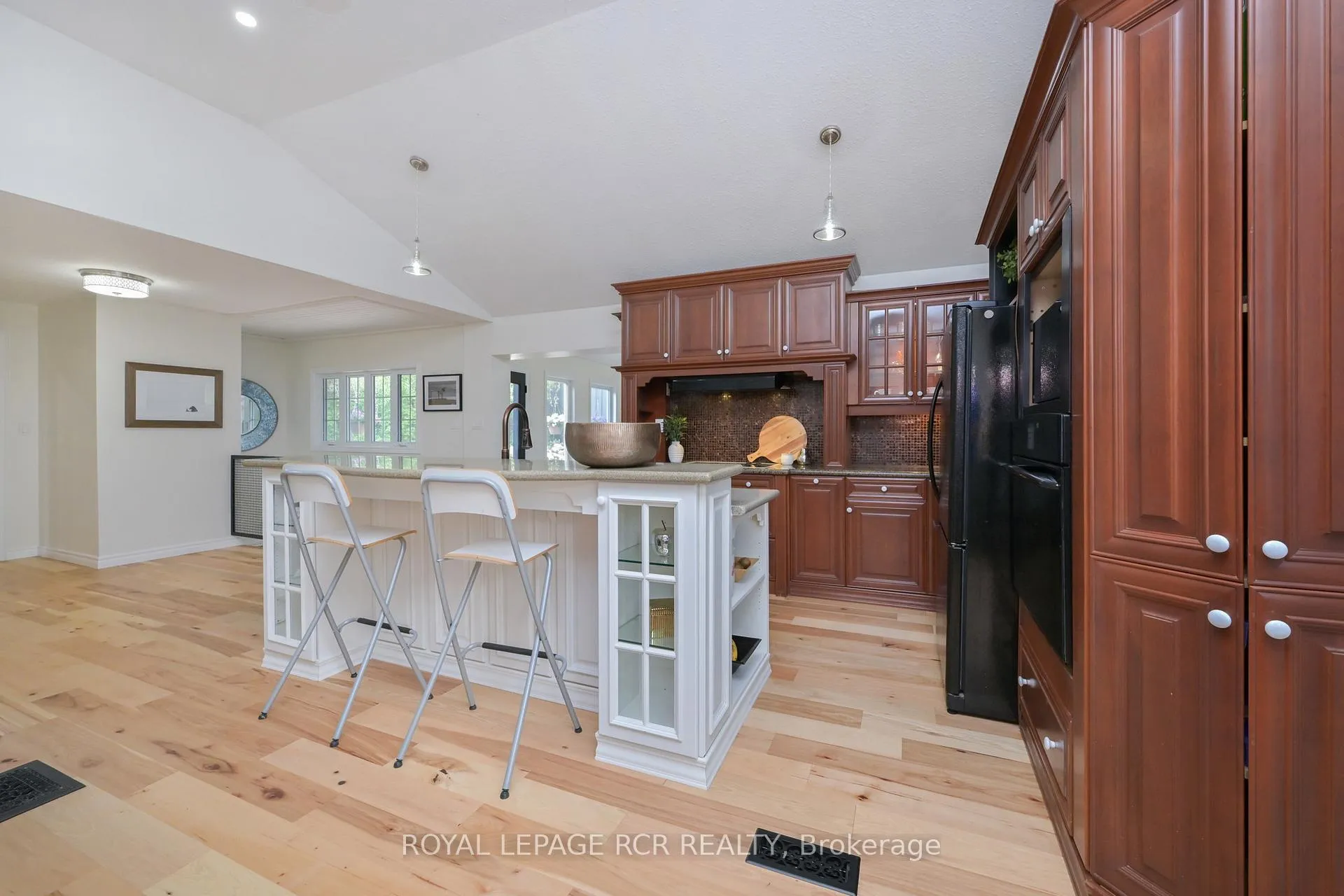 Photo 13 of 5233 Trafalgar Road, Erin, Rural Erin — HOMEH