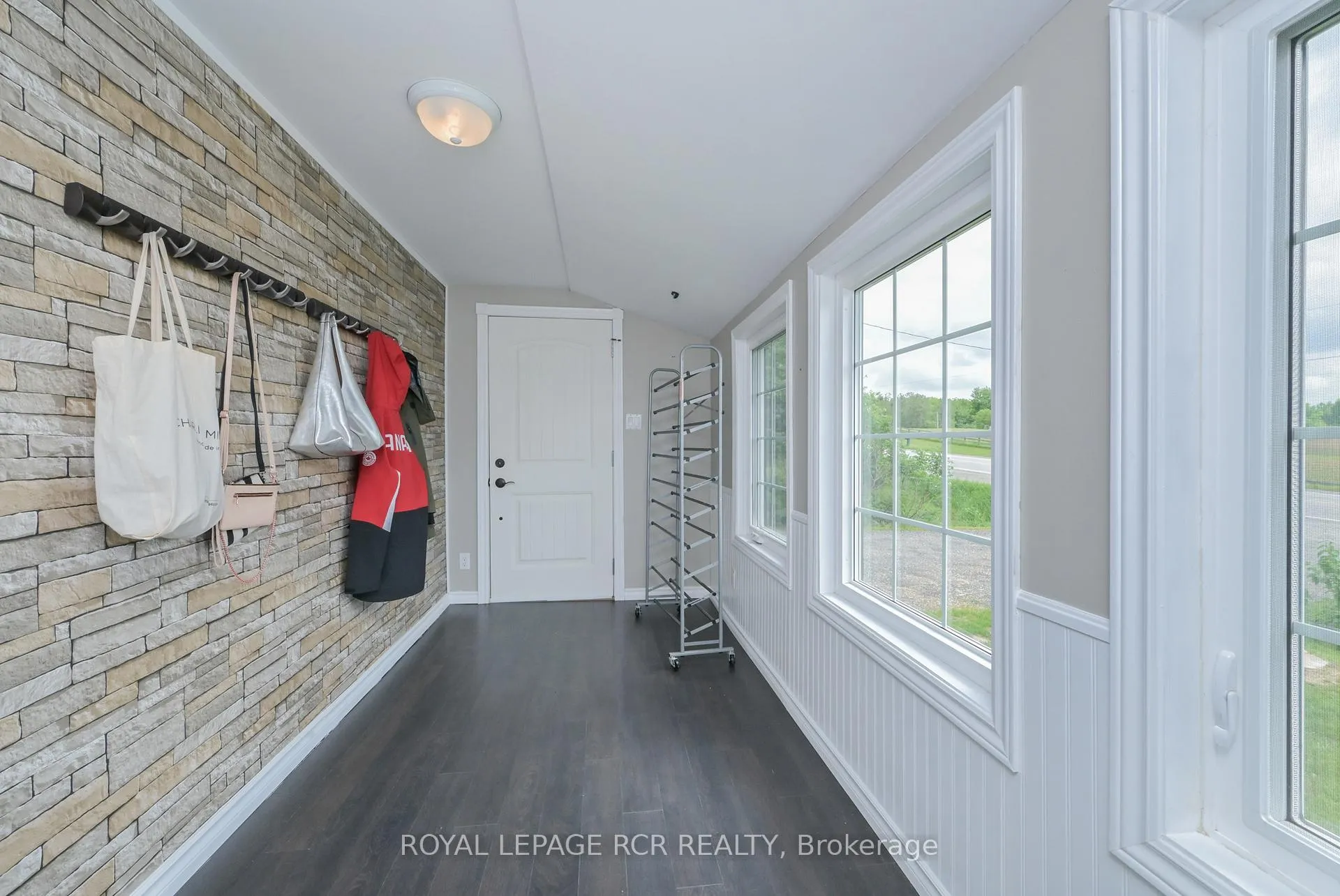 Photo 15 of 5233 Trafalgar Road, Erin, Rural Erin — HOMEH