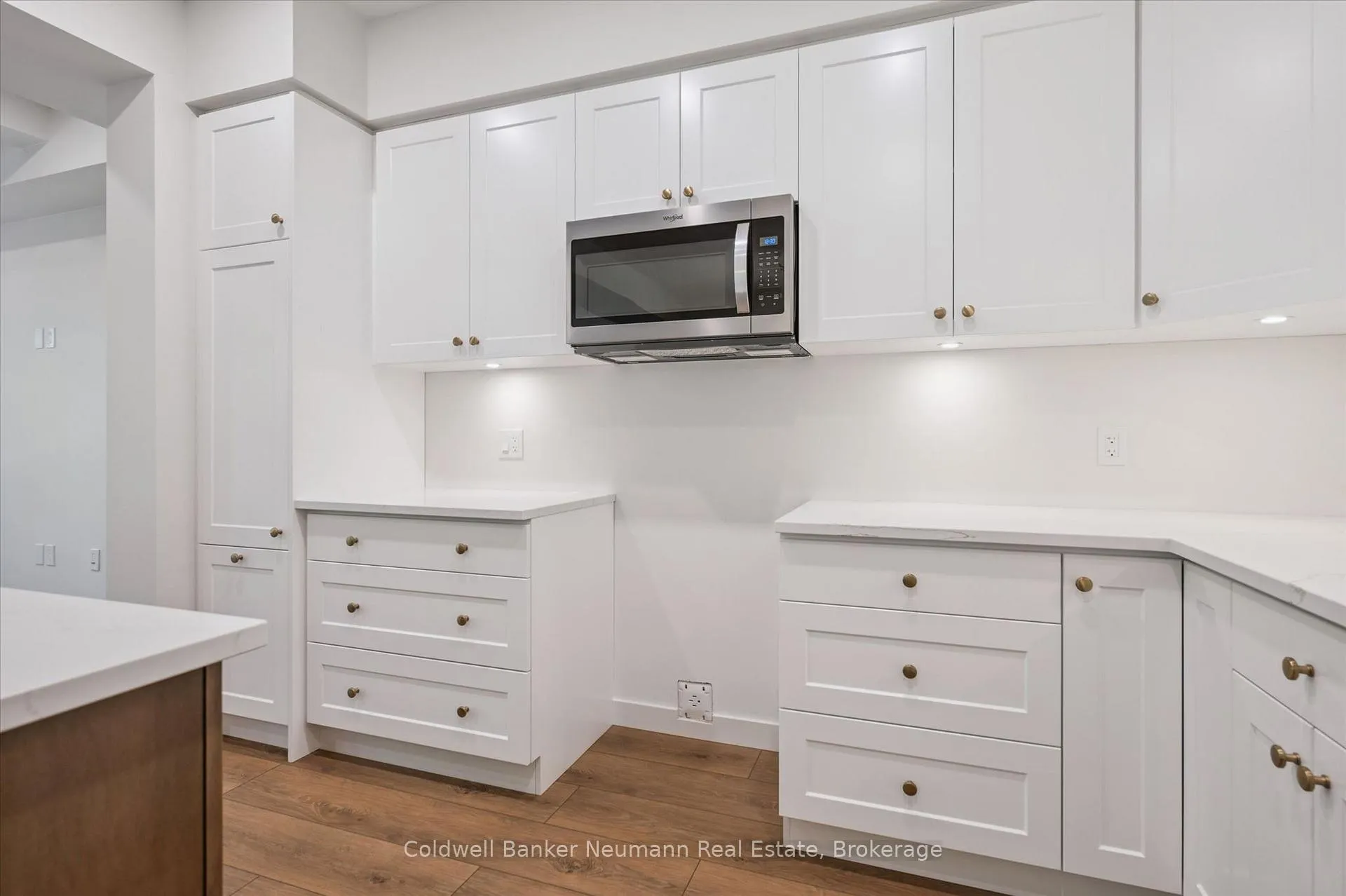 Photo 9 of 16 Fieldstone Lane, Centre Wellington, Fergus — HOMEH