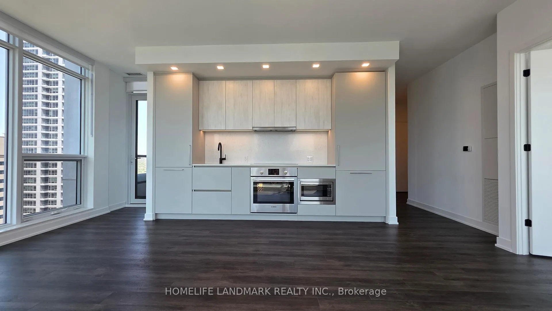 Photo 8 of Unit 2602, 609 Sherbourne Street, Toronto, North St. James Town — HOMEH