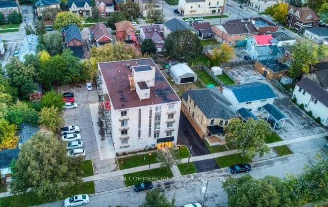 Photo 2 of Unit 501, 30 Chatham Street, Brantford, Downtown Core — HOMEH