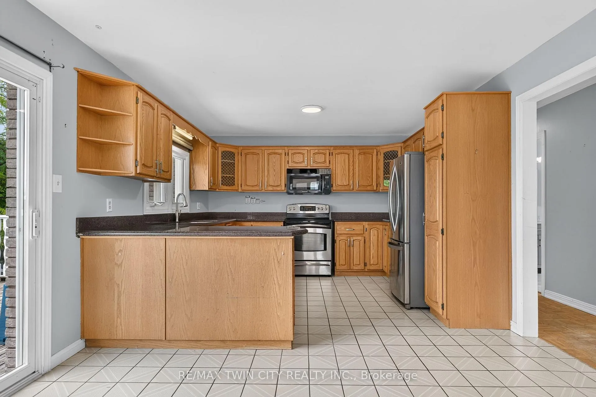 Photo 10 of 238 Hillmer Road, Cambridge — HOMEH