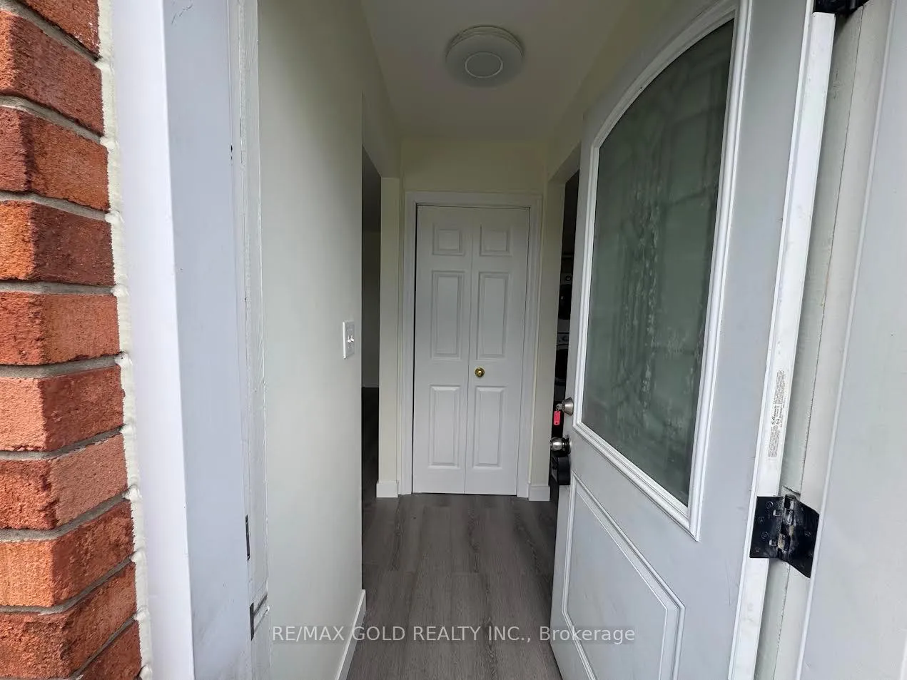 Photo 3 of 6131 Valley Way N, Niagara Falls, Cherrywood — HOMEH