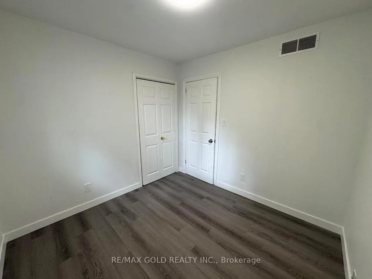 Photo 11 of 6131 Valley Way N, Niagara Falls, Cherrywood — HOMEH