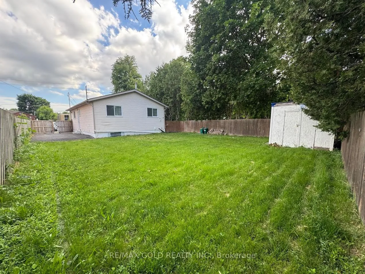 Photo 28 of 6131 Valley Way N, Niagara Falls, Cherrywood — HOMEH