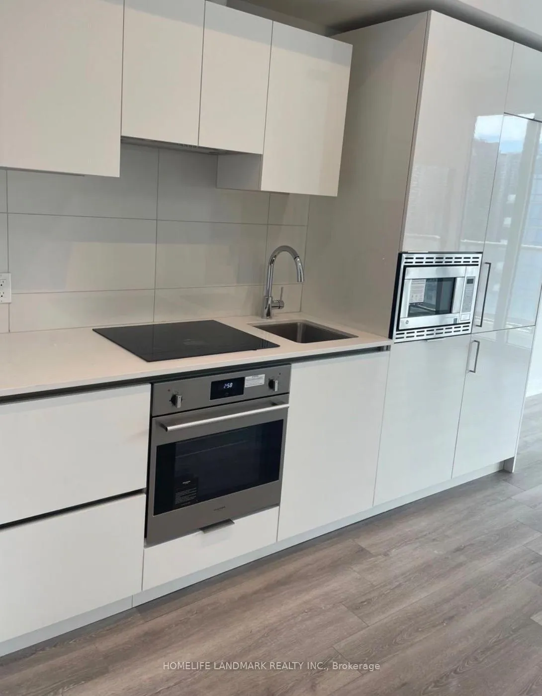 Photo 4 of Unit 2117, 230 simcoe Street, Toronto, Kensington-Chinatown — HOMEH