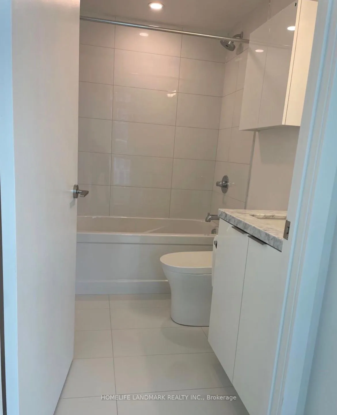 Photo 9 of Unit 2117, 230 simcoe Street, Toronto, Kensington-Chinatown — HOMEH