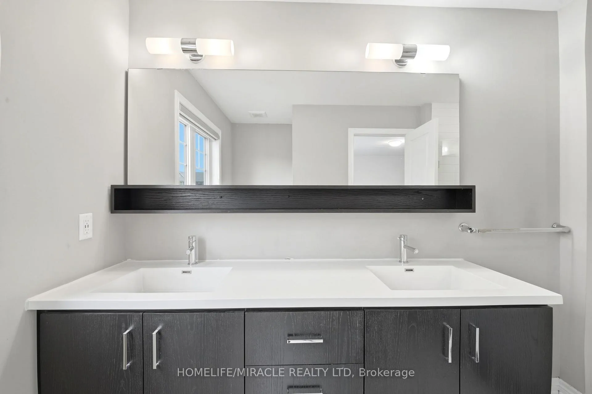 Photo 24 of Unit 49, 1890 Rymal Road E, Hamilton, Rural Glanbrook — HOMEH