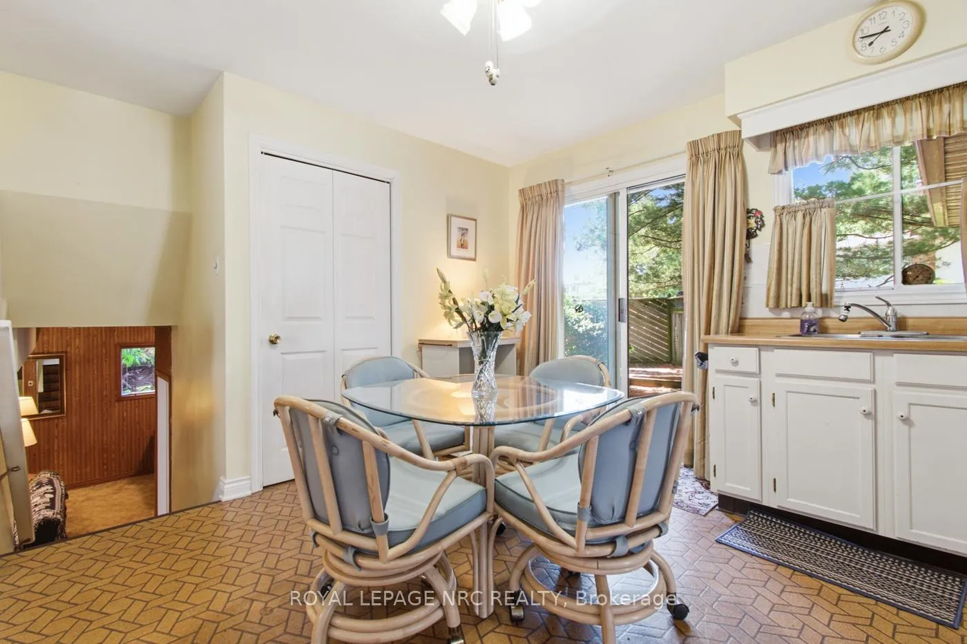 Photo 13 of 10 Jennifer Court, Welland, Prince Charles — HOMEH