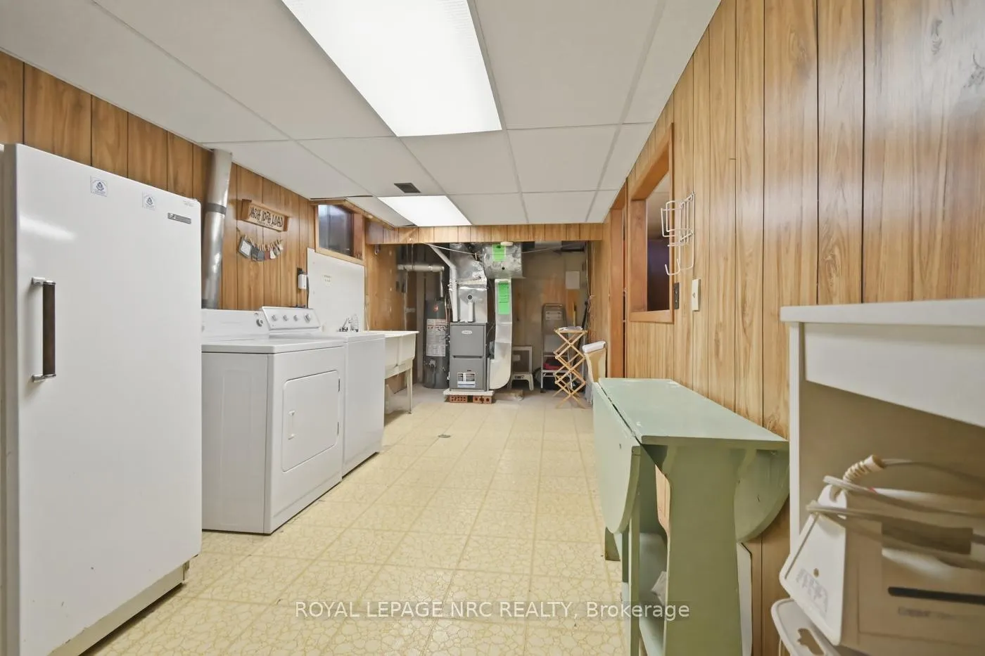 Photo 26 of 10 Jennifer Court, Welland, Prince Charles — HOMEH
