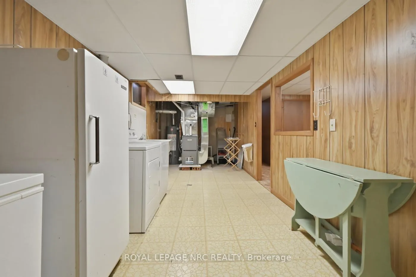 Photo 27 of 10 Jennifer Court, Welland, Prince Charles — HOMEH