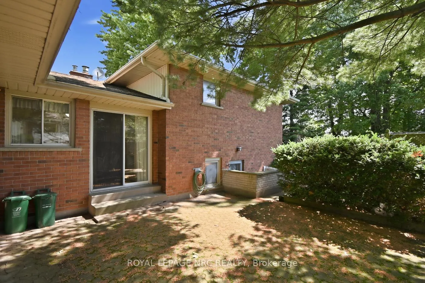 Photo 28 of 10 Jennifer Court, Welland, Prince Charles — HOMEH