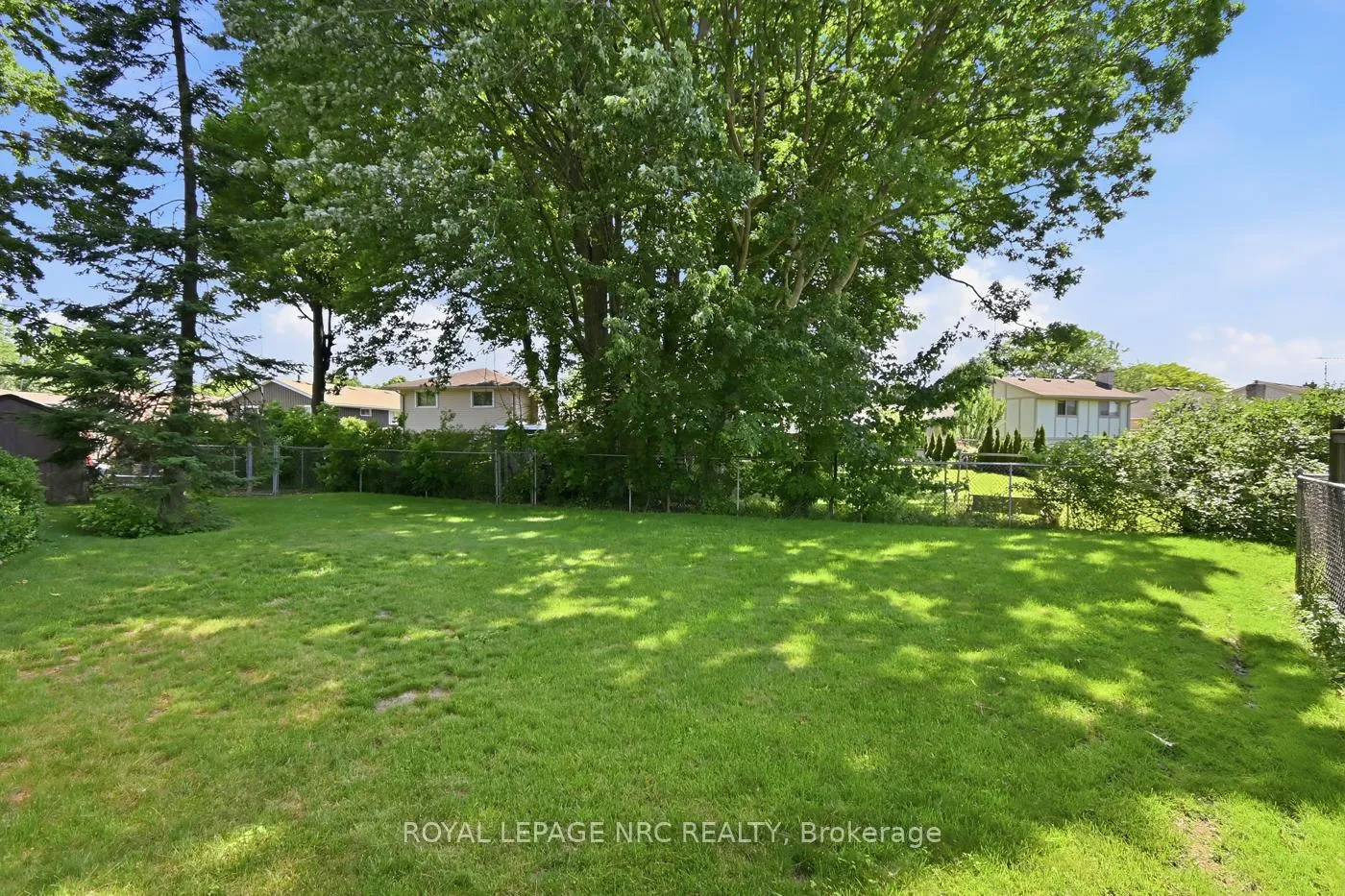 Photo 31 of 10 Jennifer Court, Welland, Prince Charles — HOMEH