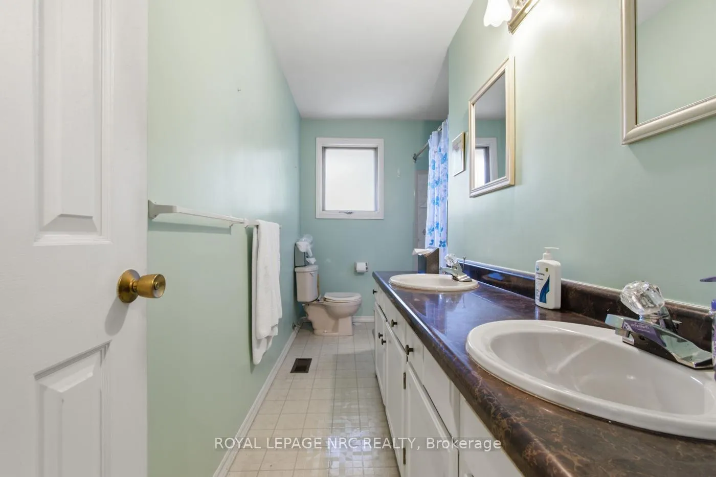 Photo 33 of 10 Jennifer Court, Welland, Prince Charles — HOMEH