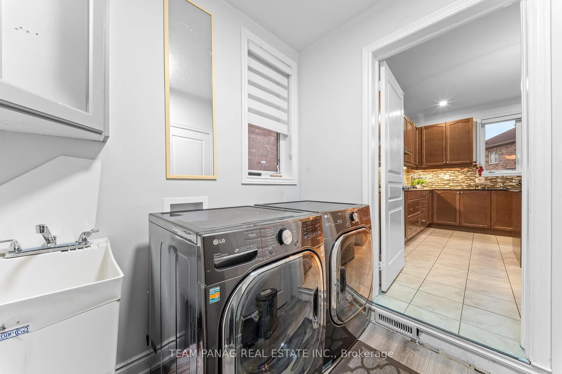 Photo 19 of 30 Overglen Court, Brampton, Credit Valley — HOMEH