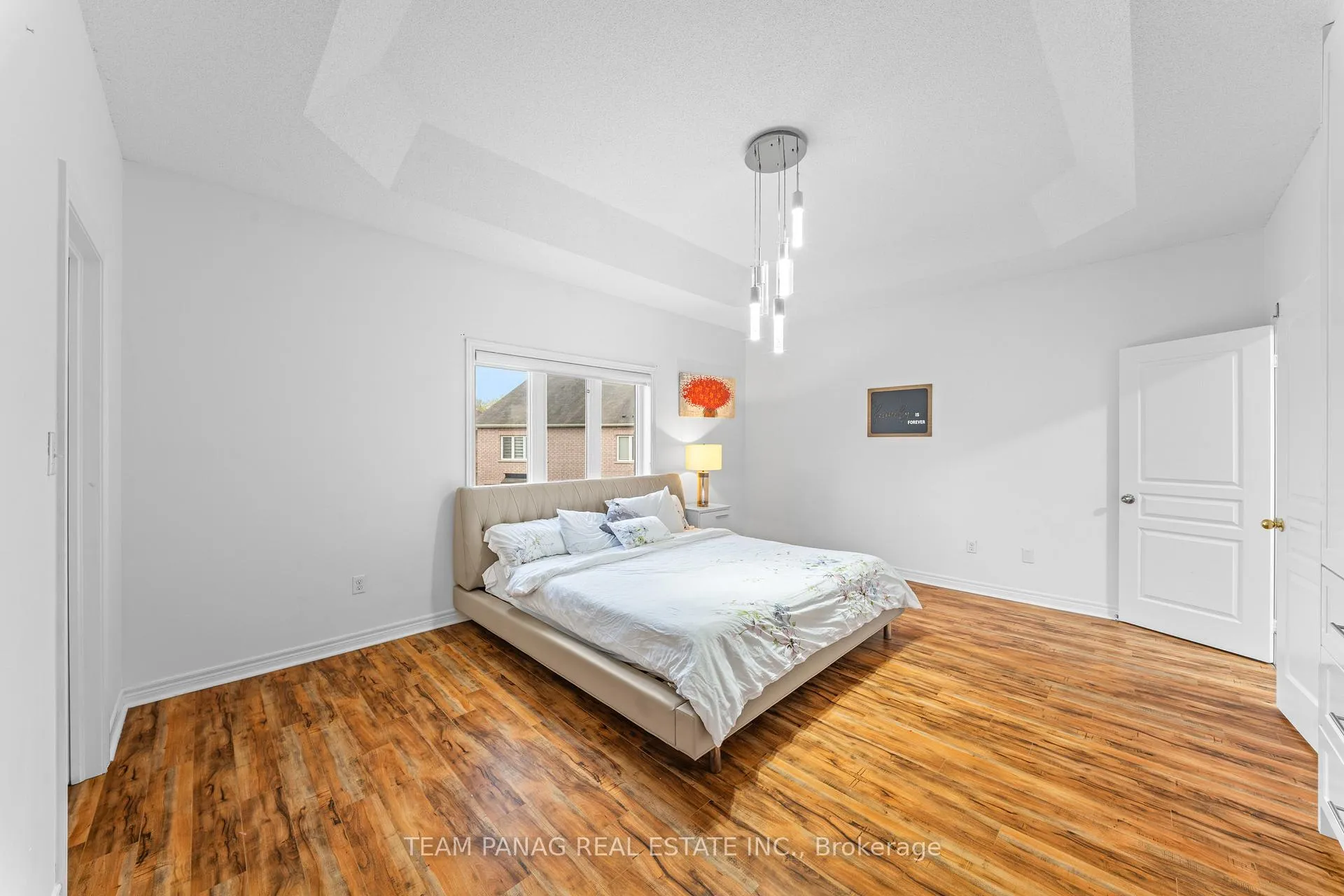 Photo 24 of 30 Overglen Court, Brampton, Credit Valley — HOMEH