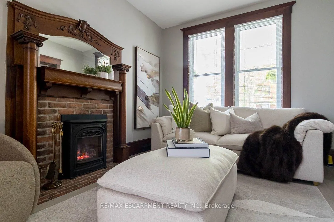 Photo 6 of 82 Burris Street, Hamilton, St. Clair — HOMEH