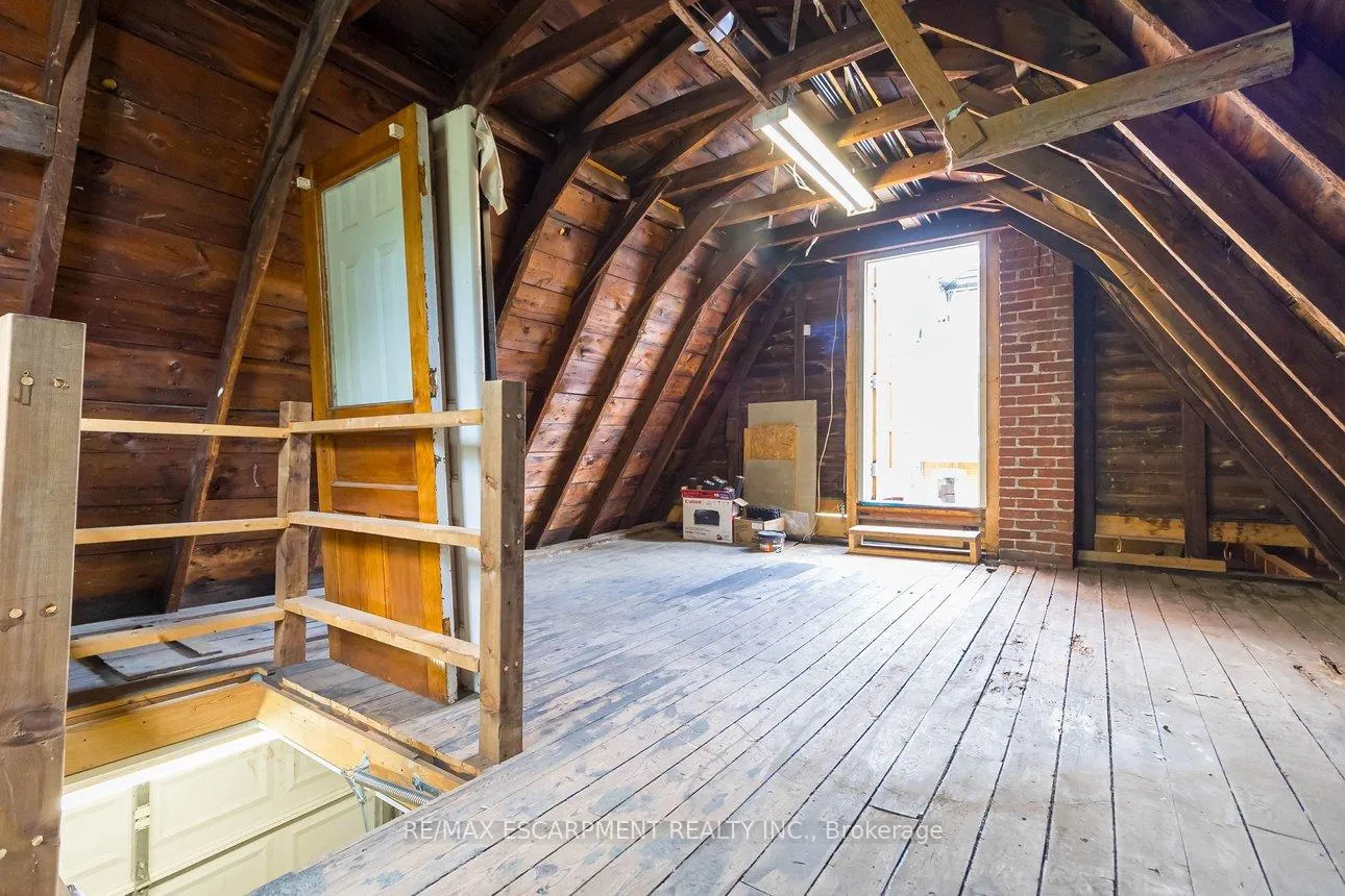 Photo 47 of 82 Burris Street, Hamilton, St. Clair — HOMEH