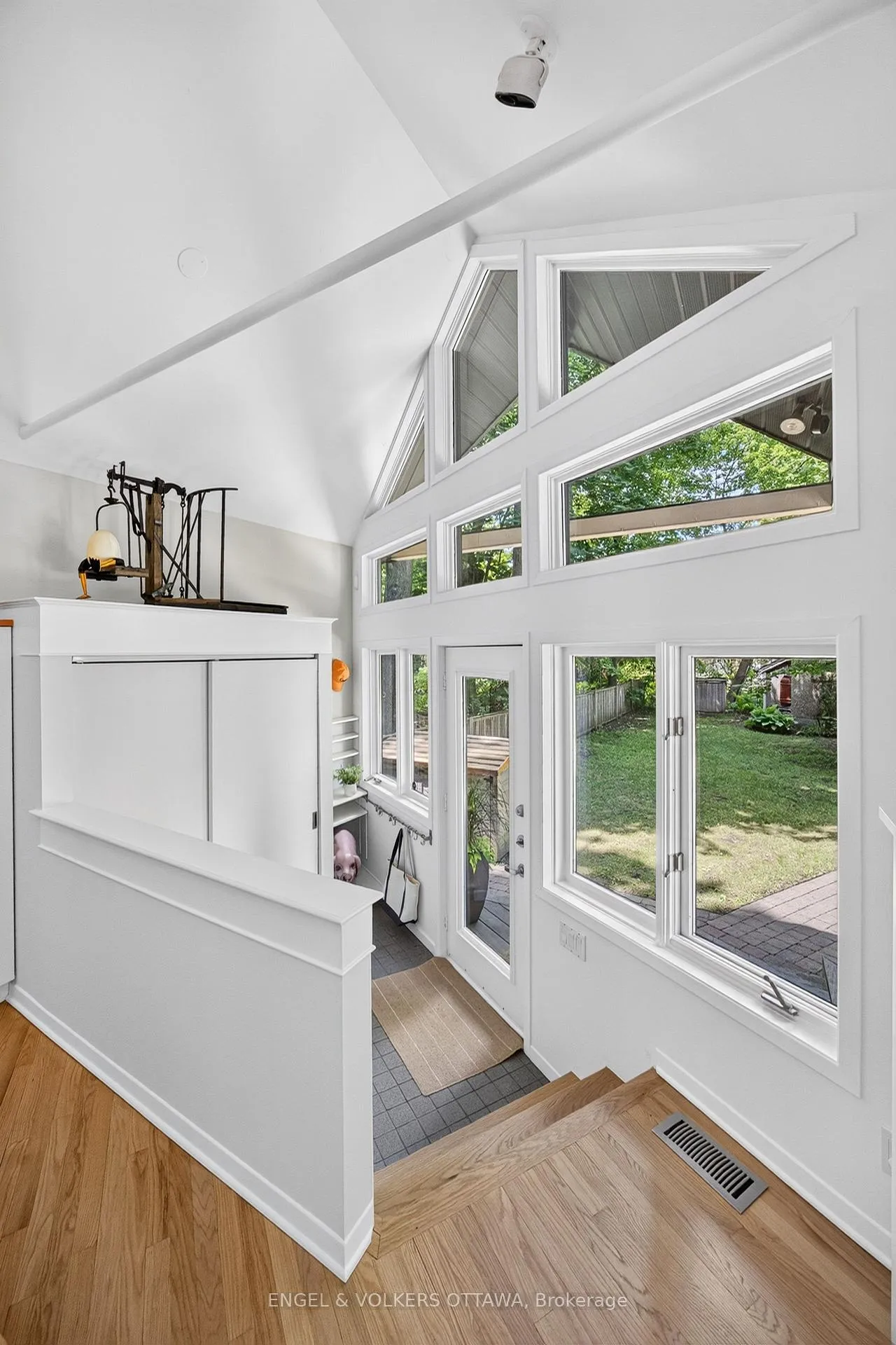 Photo 17 of 516 Queen Elizabeth Drive, Ottawa, Glebe — HOMEH