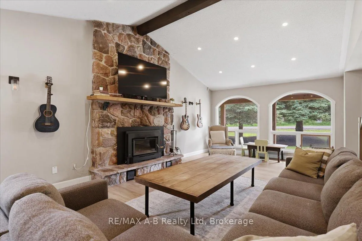 Photo 15 of 5148 103 Road, Perth East, North Easthope — HOMEH