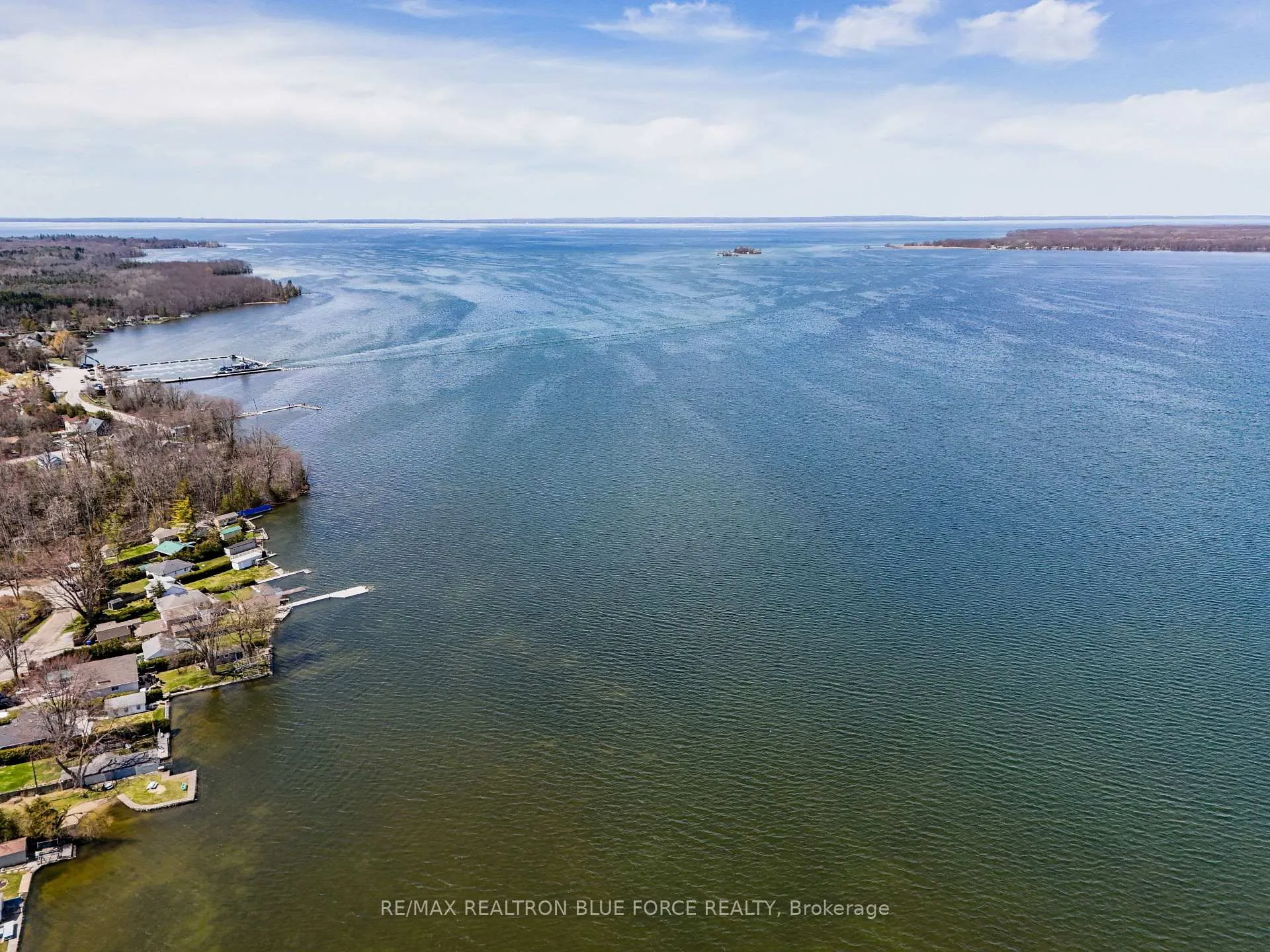 Photo 33 of 57 Lakeshore Road, Georgina, Virginia — HOMEH