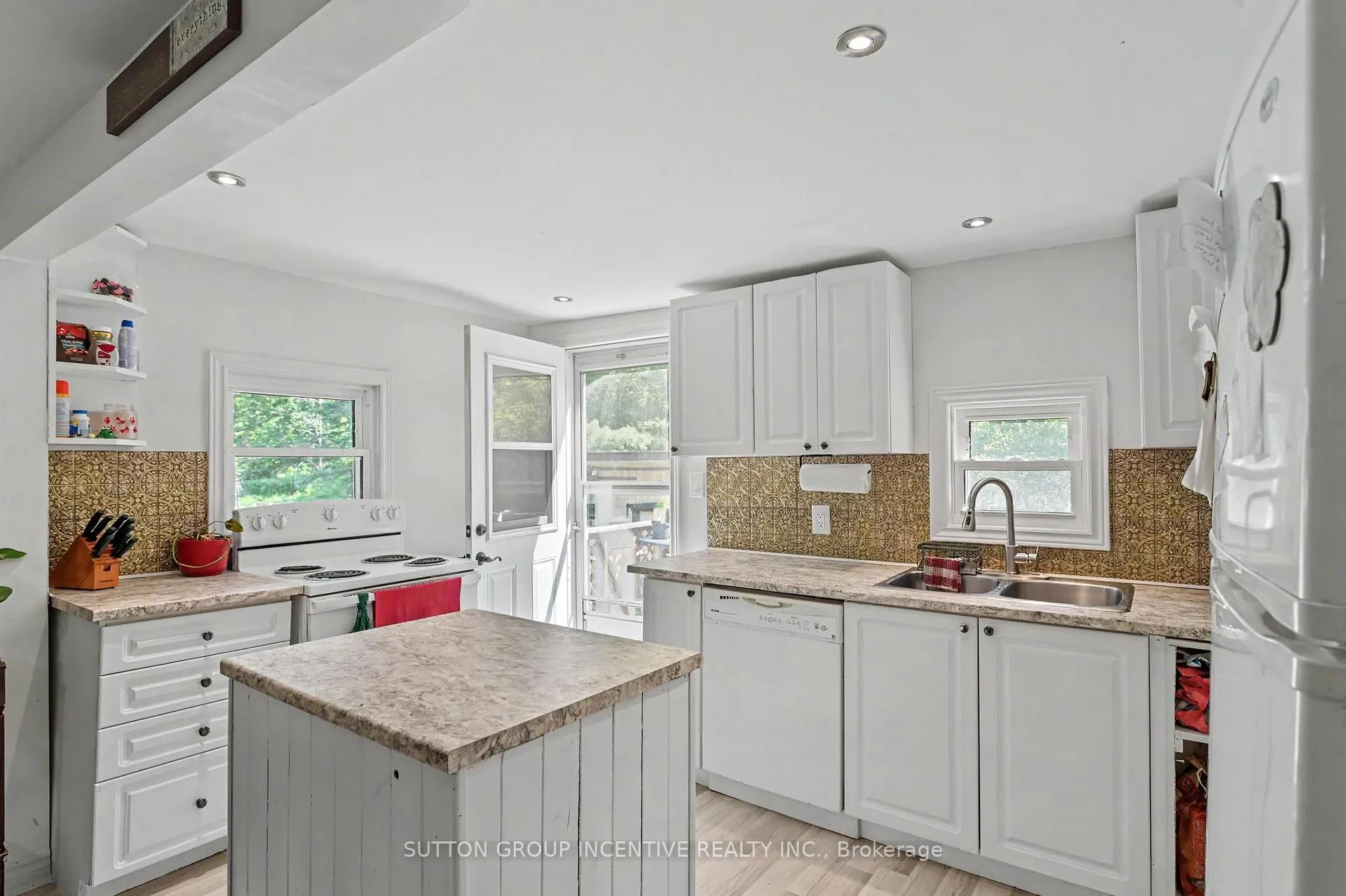 Photo 19 of 1014 Scotts Dam Road, Minden Hills, Snowdon — HOMEH