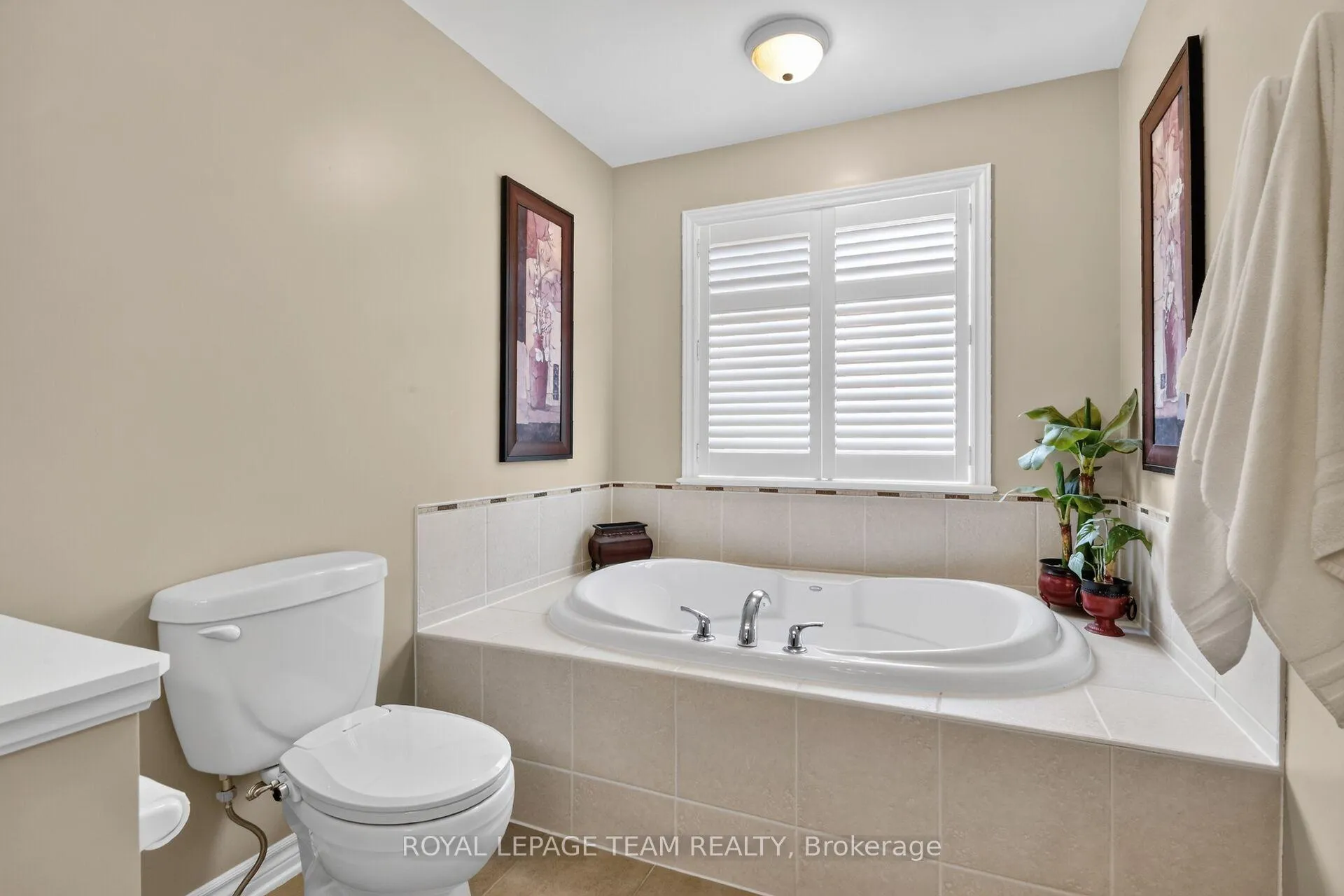 Photo 24 of 83 Lydia Way, Ottawa, Barrhaven East — HOMEH
