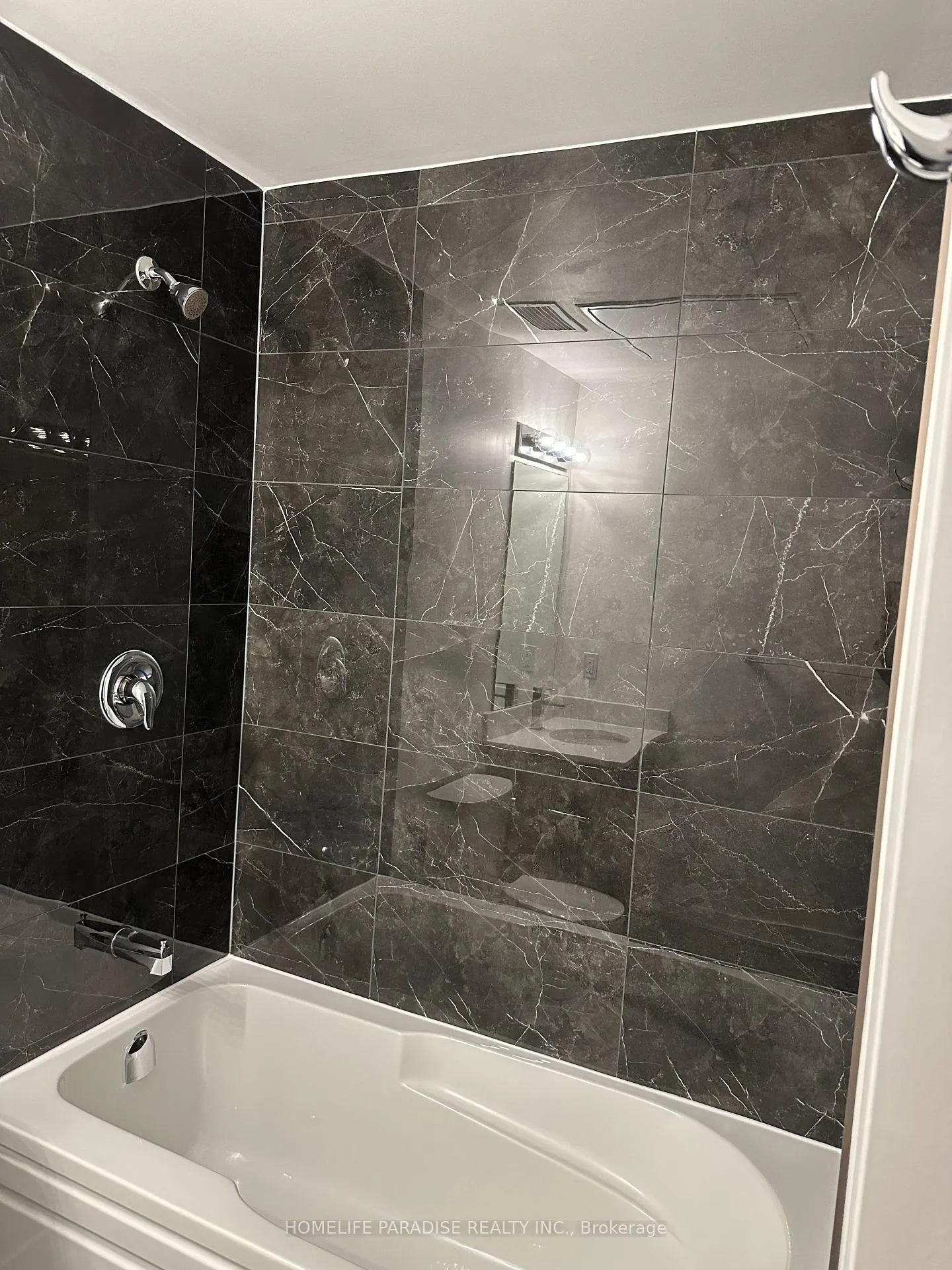 Photo 11 of Unit 603, 312 Erb Street, Waterloo, Maple Hills — HOMEH