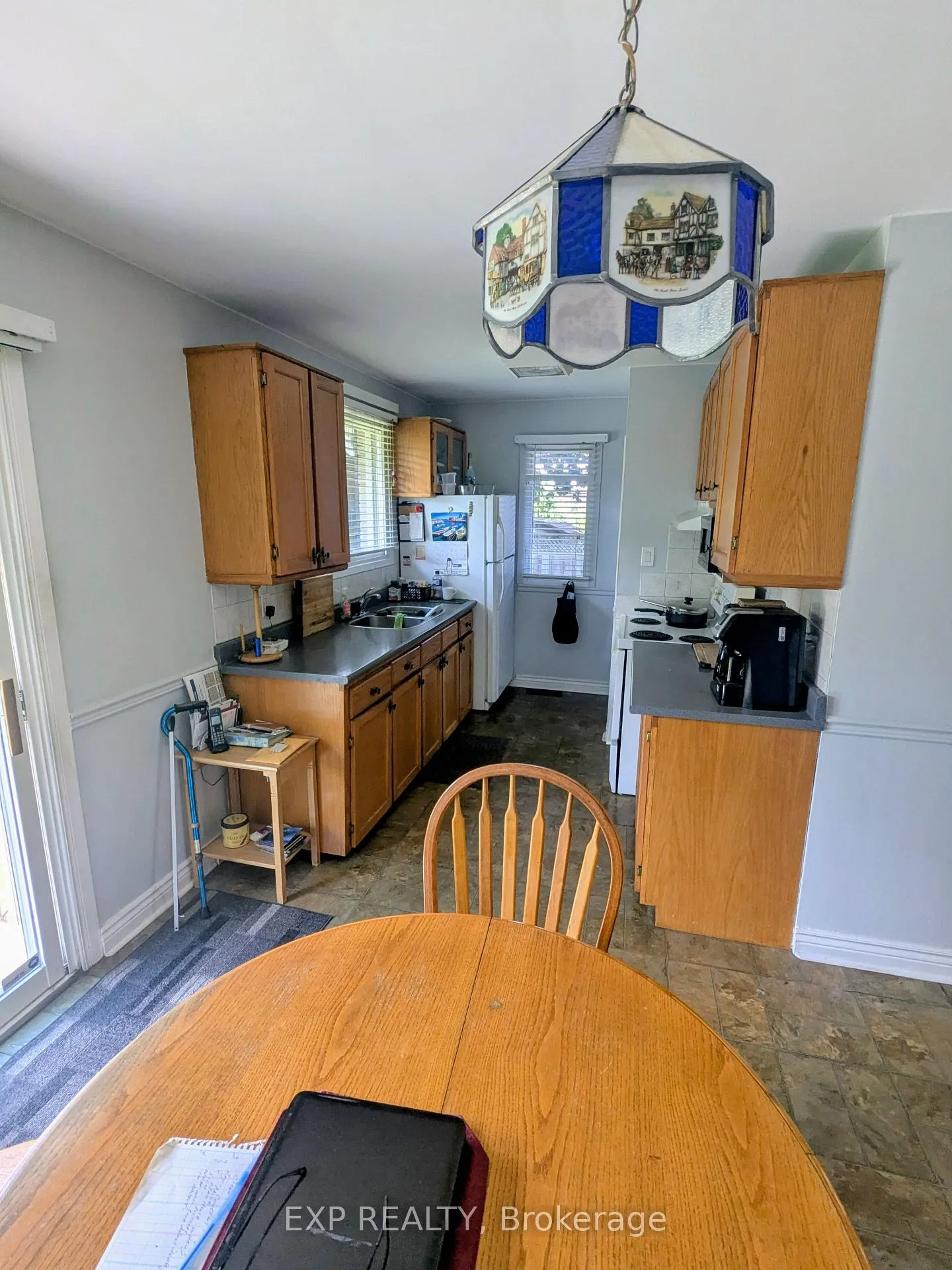 Photo 7 of 673 Winston Road, Grimsby, Grimsby Beach — HOMEH