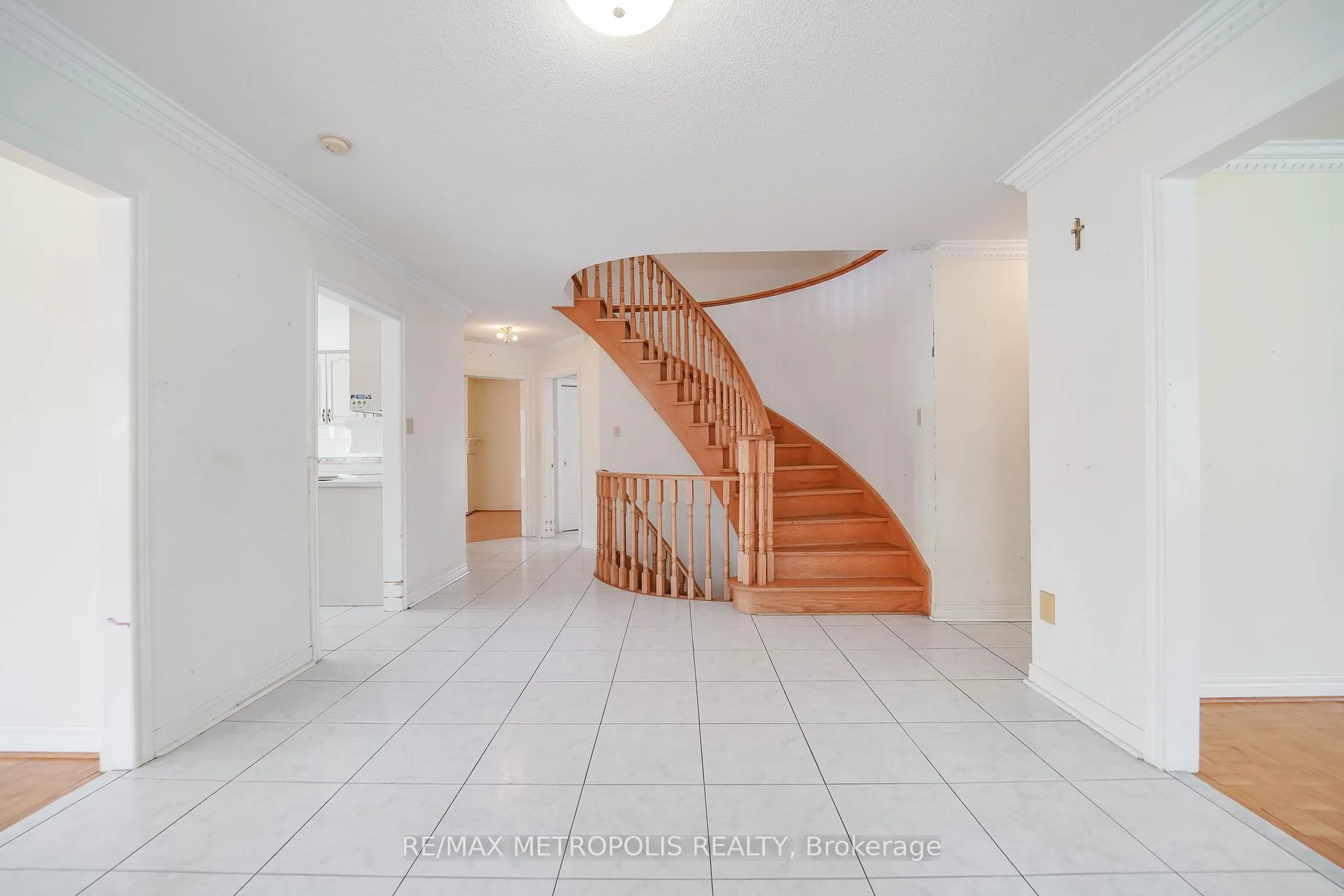 Photo 5 of 2 Schooner Court, Markham, Cachet — HOMEH