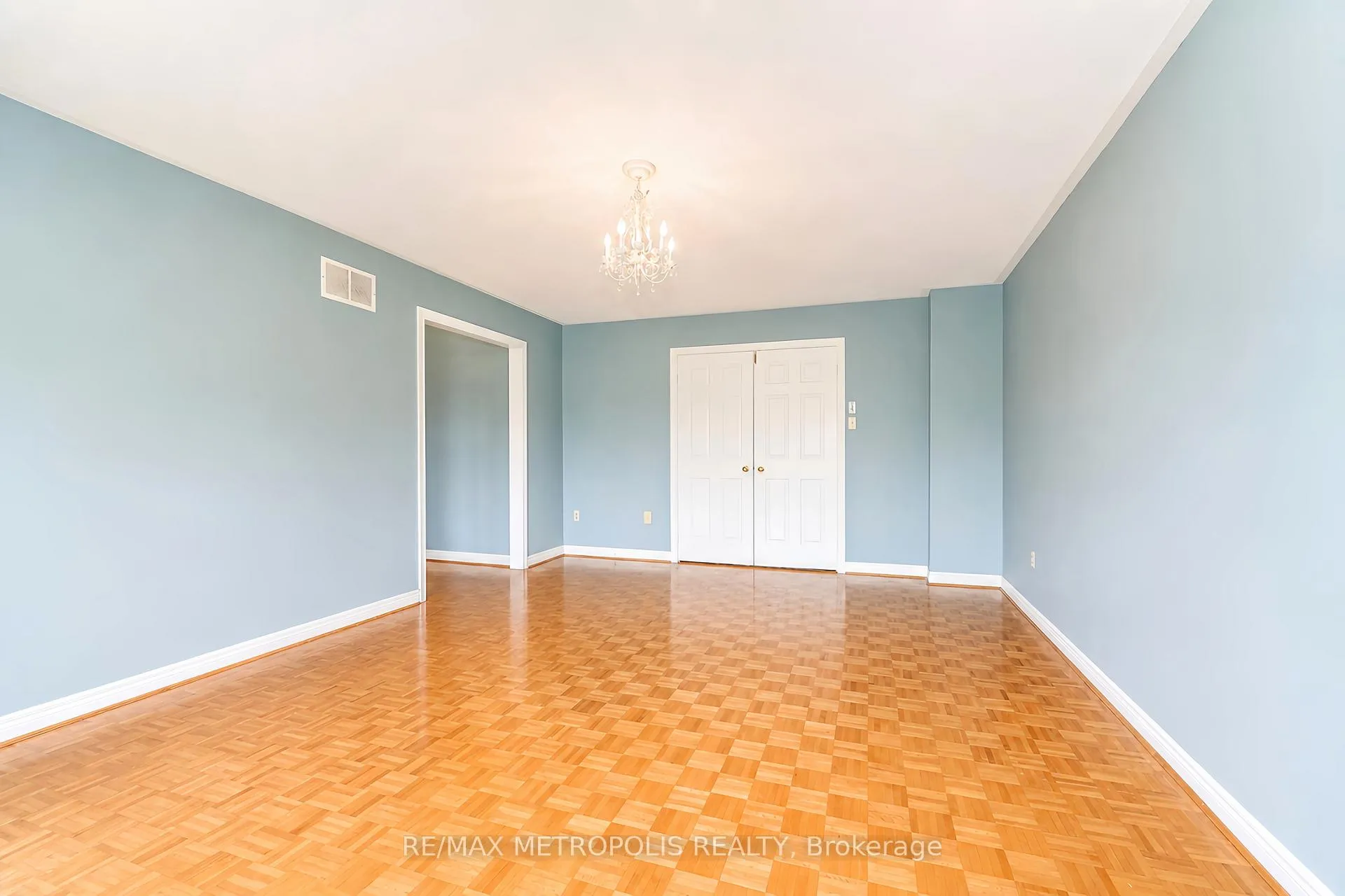 Photo 26 of 2 Schooner Court, Markham, Cachet — HOMEH