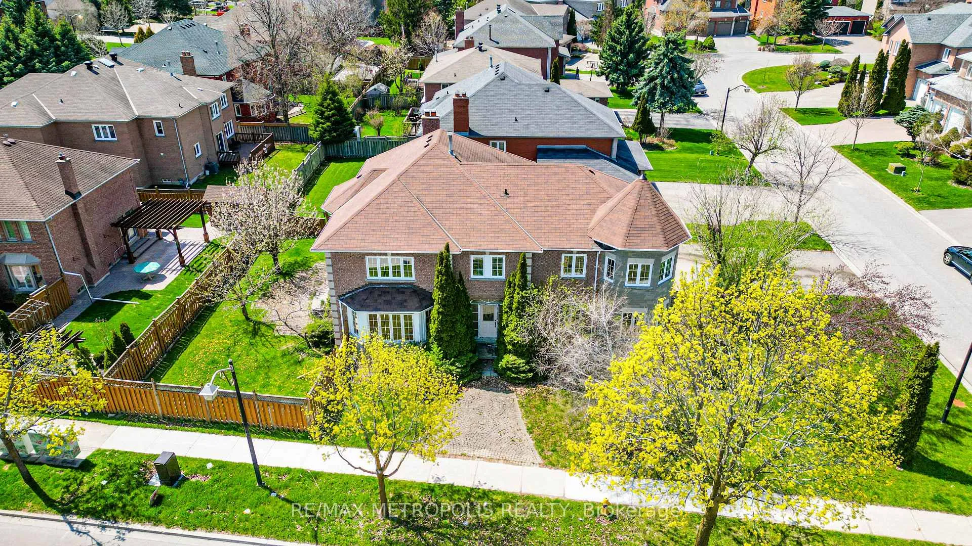 Photo 37 of 2 Schooner Court, Markham, Cachet — HOMEH