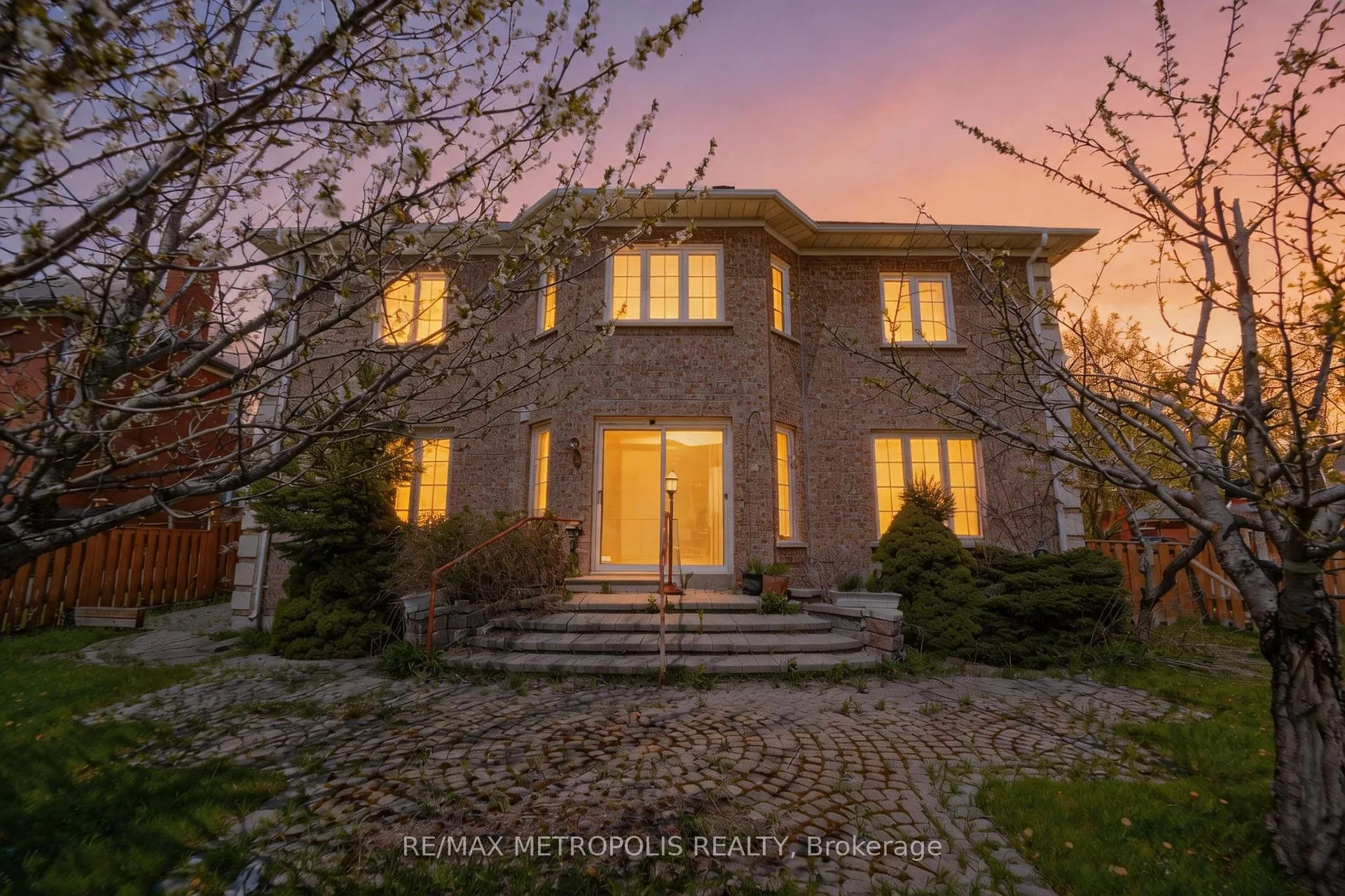 Photo 42 of 2 Schooner Court, Markham, Cachet — HOMEH