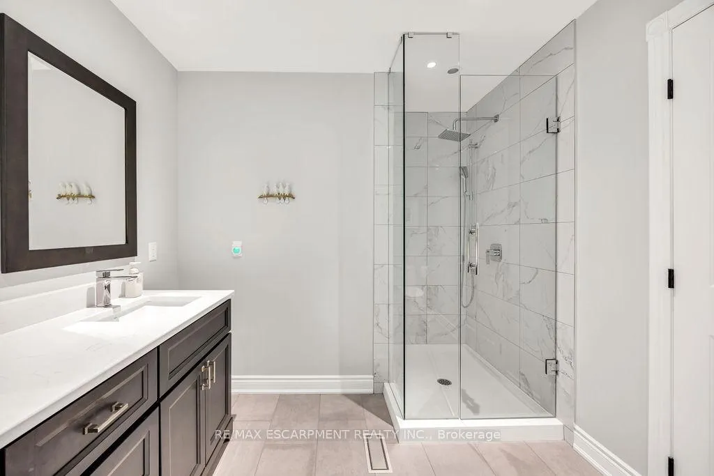 Photo 13 of 4176 Bianca Forest Drive, Burlington, Tansley — HOMEH